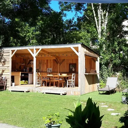 Repos Et Decouverte A Cote De Figeac * Lissac et Mouret